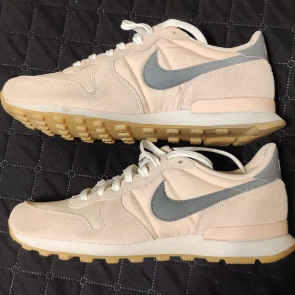 RARE Nike Internationalist - sunset tint - 9.5 - Picture 3 of 12